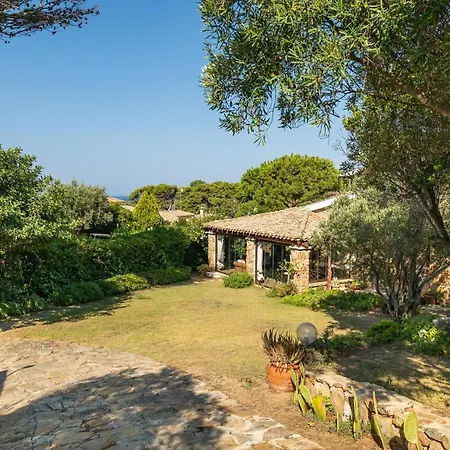 Adelida Villa Villasimius